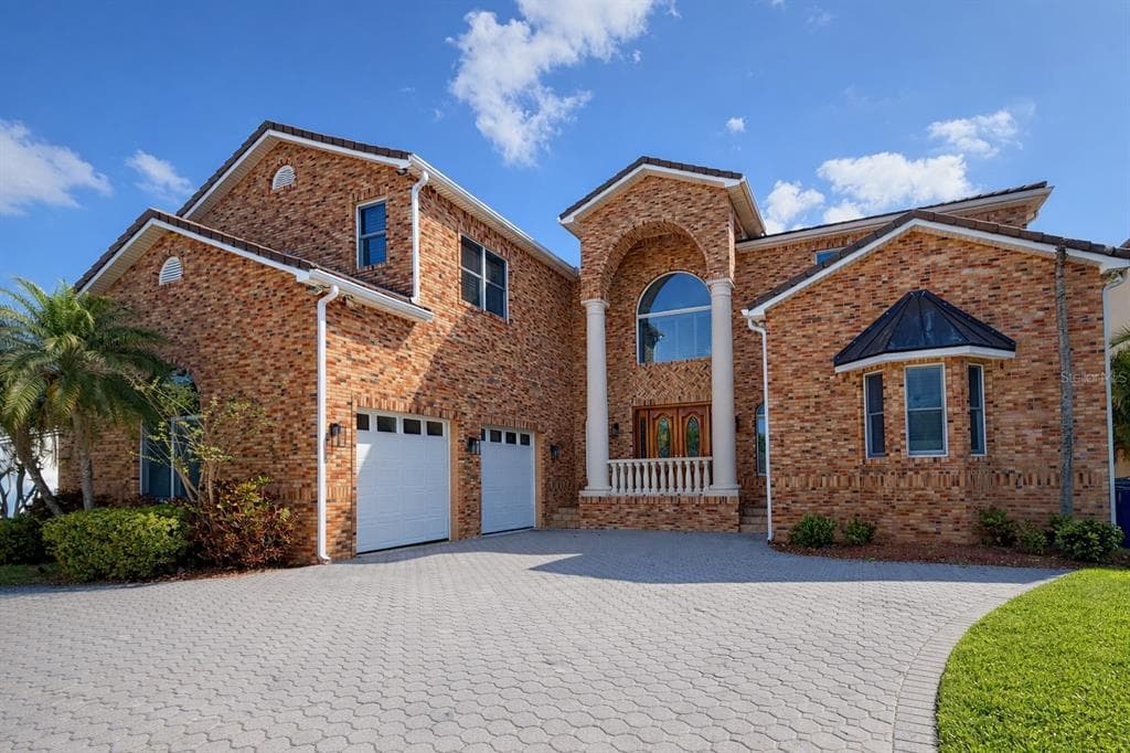441 LUCERNE AVENUE TAMPA, FL 33606