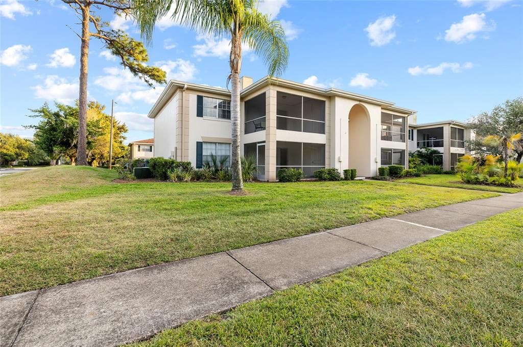 3402 LATANIA DRIVE UNIT 321