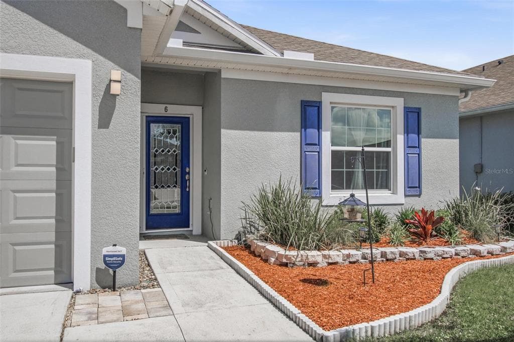 6 OAKLEAF WAY PALM COAST, FL 32137