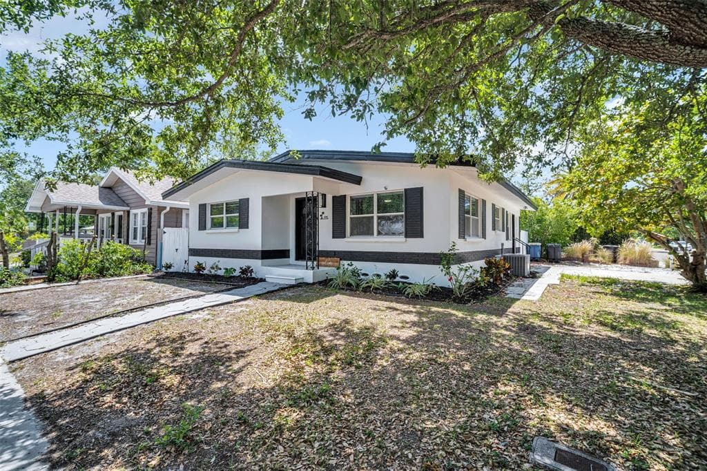 1001 JASMINE WAY
