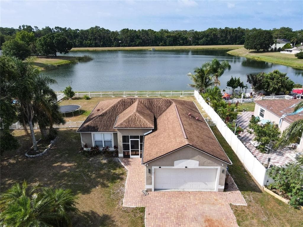 3194 WINDMILL POINT BOULEVARD KISSIMMEE, FL 34746
