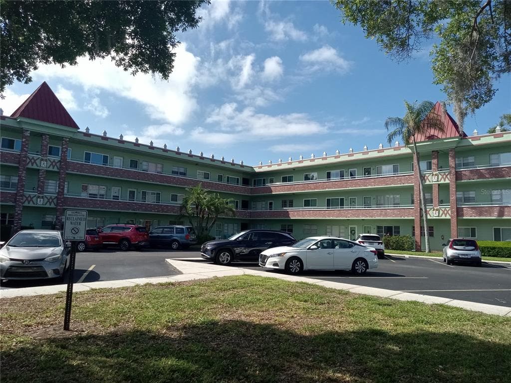 2359 FINLANDIA LANE UNIT 65