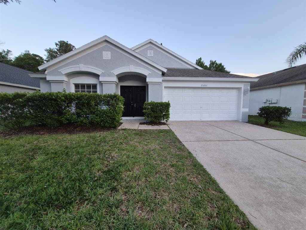 25202 LEXINGTON OAKS BOULEVARD WESLEY CHAPEL, FL 33544
