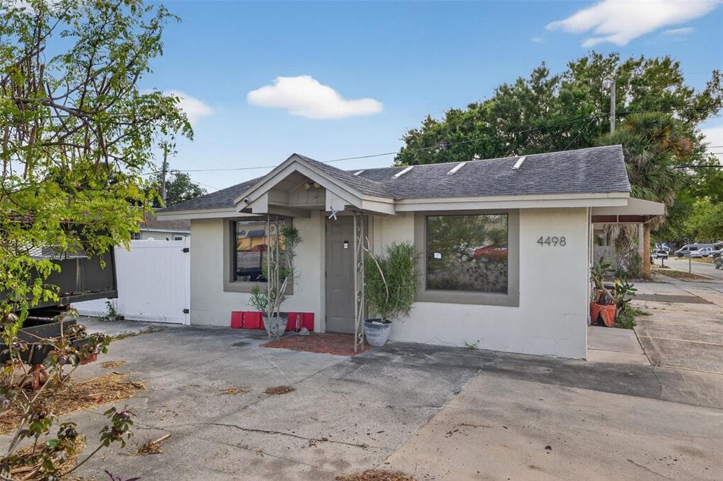 4498 49TH STREET N ST PETERSBURG, FL 33709