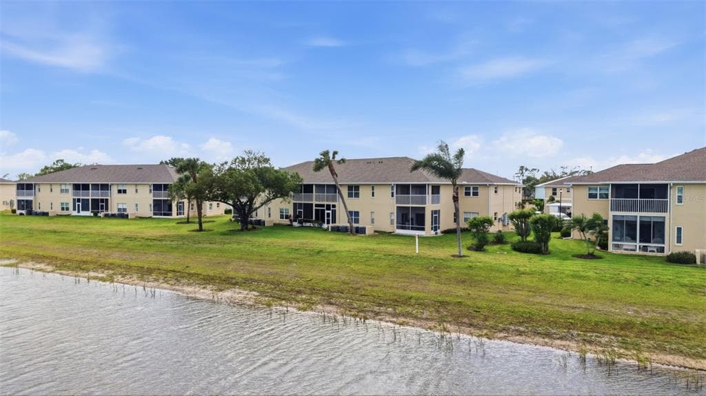 5800 SABAL TRACE DRIVE UNIT 401 NORTH PORT, FL 34287