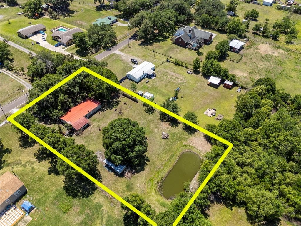 6230 BOB HEAD ROAD PLANT CITY, FL 33565