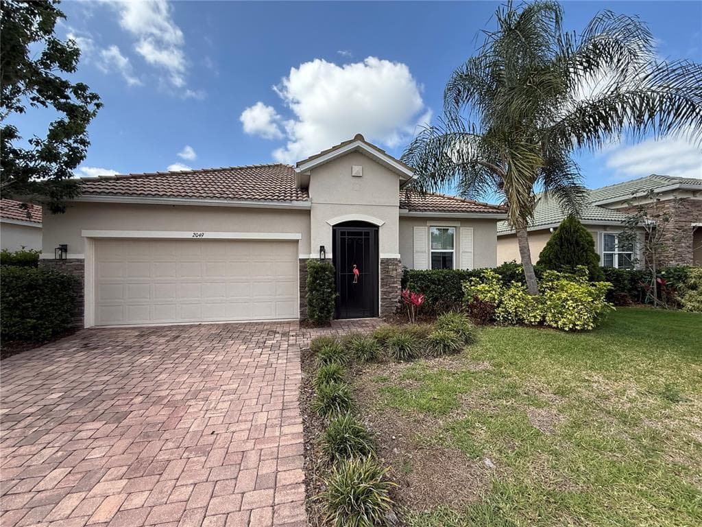 2049 MESIC HAMMOCK WAY VENICE, FL 34292