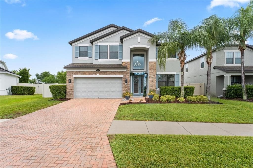 1675 FEATHER GRASS LOOP LUTZ, FL 33558