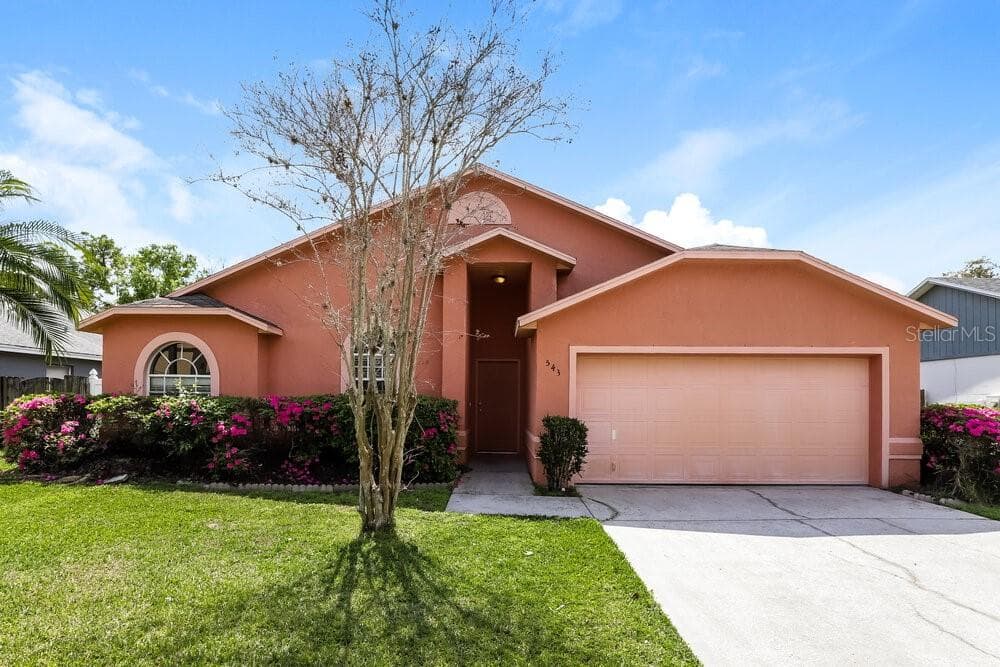 543 EMERALD COVE LOOP LAKELAND, FL 33813