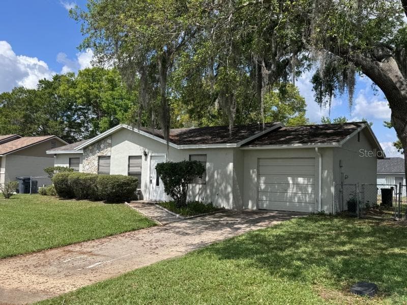 738 CARIBOU DRIVE KISSIMMEE, FL 34759
