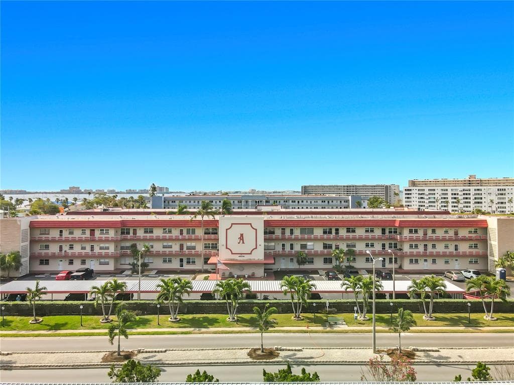 5840 30TH AVENUE S UNIT 106 GULFPORT, FL 33707