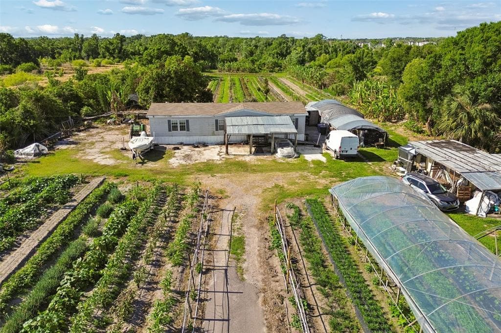 11101 SUMNER ROAD WIMAUMA, FL 33598