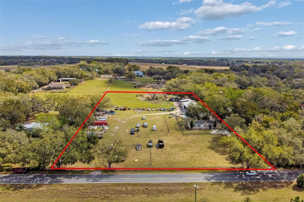 8236 WIRE ROAD ZEPHYRHILLS, FL 33540