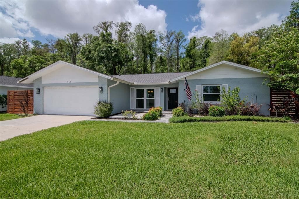 16120 OAKMANOR DRIVE TAMPA, FL 33624