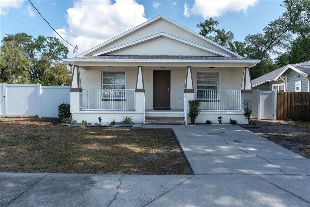 802 E NORTH BAY STREET TAMPA, FL 33603