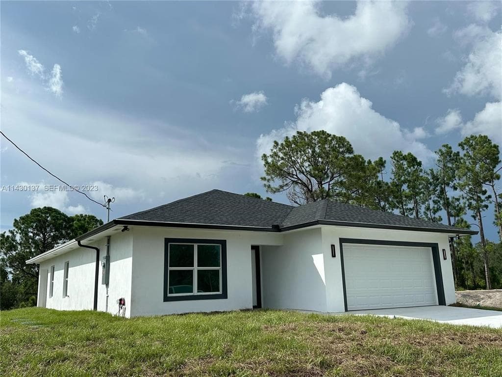 1125 MILWAUKEE BOULEVARD LEHIGH ACRES, FL 33974
