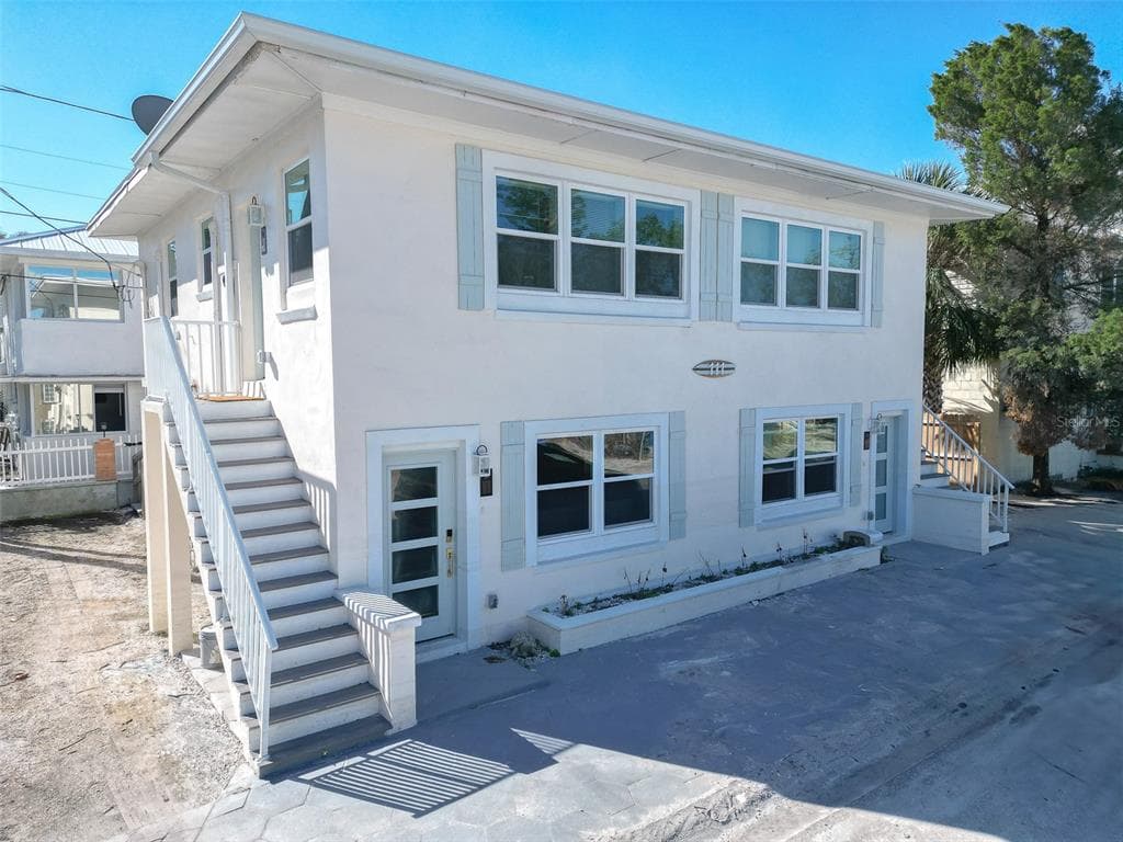 111 86TH AVENUE UNIT 1