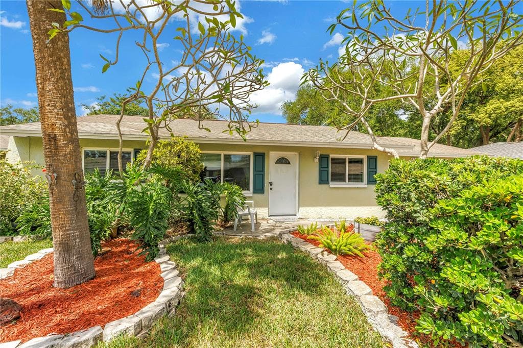 7249 56TH AVENUE N ST PETERSBURG, FL 33709
