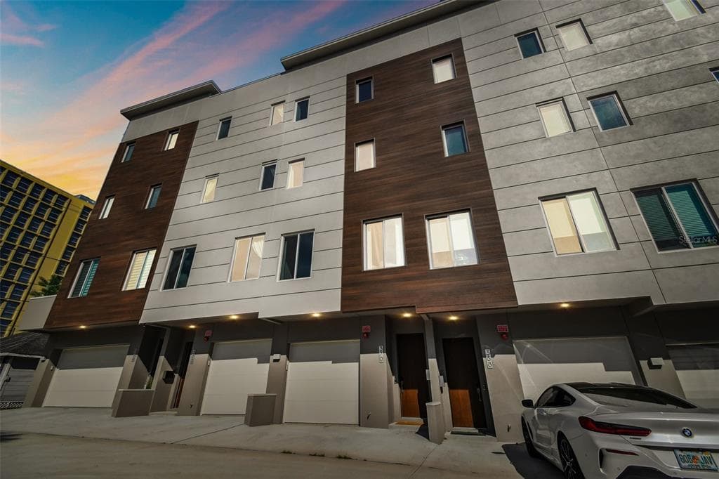 370 6TH STREET S ST PETERSBURG, FL 33701