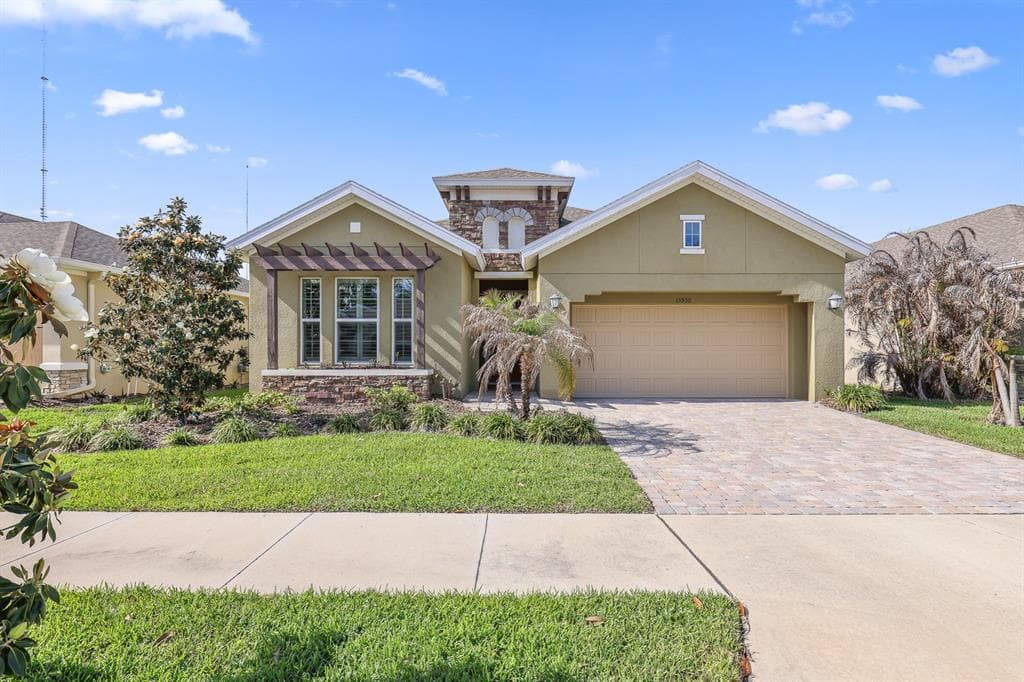13930 NATURES RESERVE DRIVE LITHIA, FL 33547