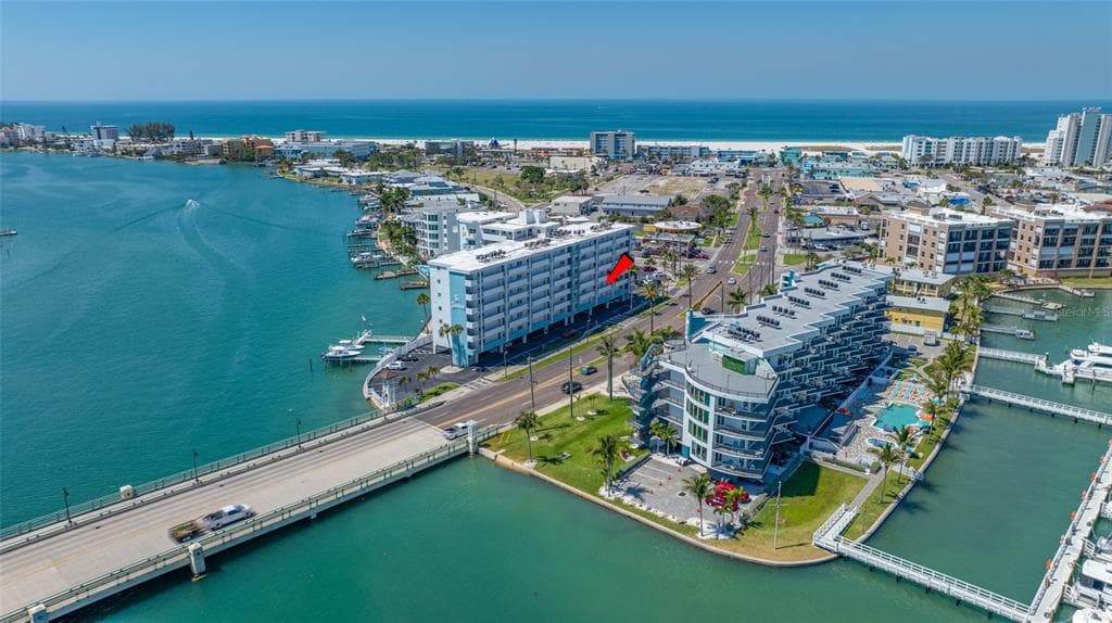 285 107TH AVENUE UNIT 306 TREASURE ISLAND, FL 33706