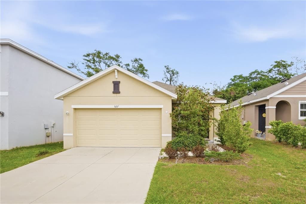 5217 HILLSIDE MEADOW PLACE TAMPA, FL 33610