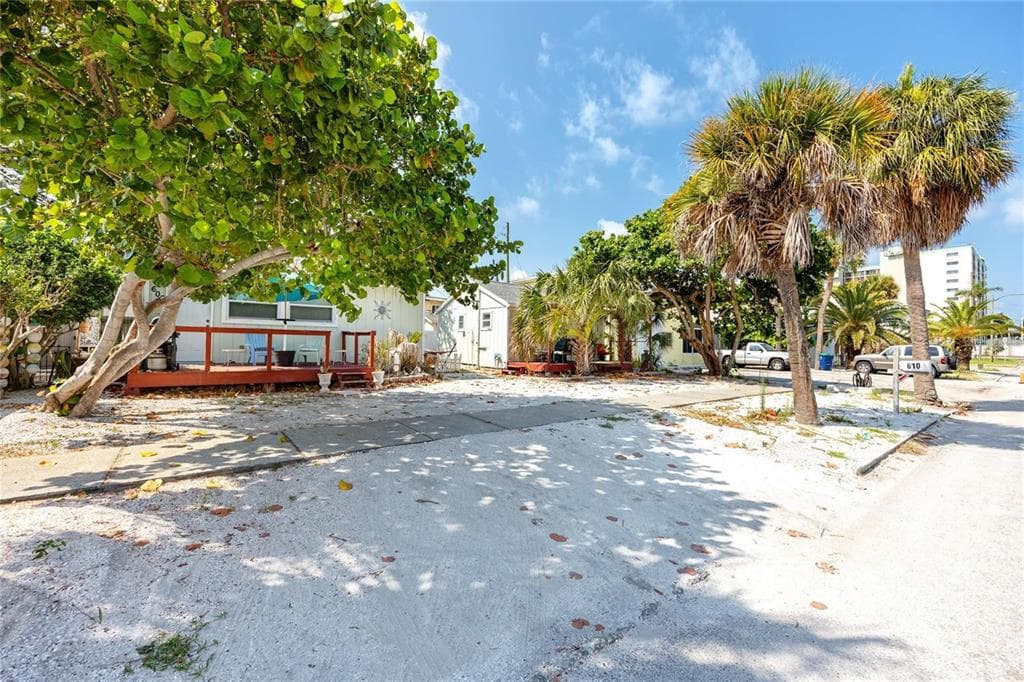 608 72ND AVENUE ST PETE BEACH, FL 33706