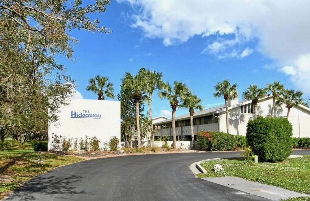 321 BOBBY JONES ROAD UNIT 321 SARASOTA, FL 34232