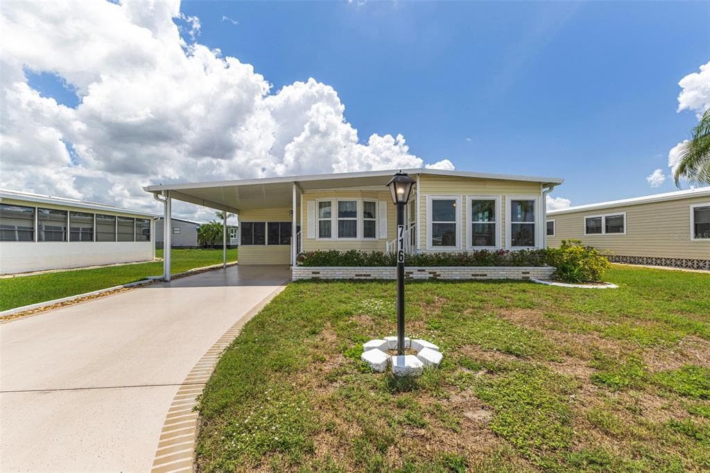 716 SANCHEZ CIRCLE NORTH PORT, FL 34287