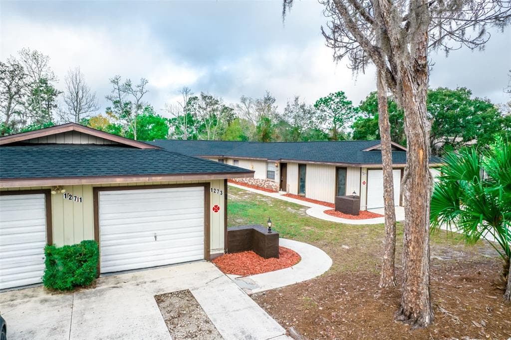 1277 SYLVIA AVENUE SPRING HILL, FL 34606