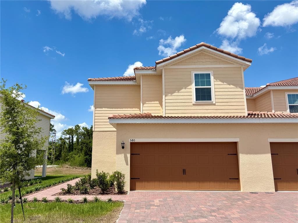 580 BAY LEAF DRIVE POINCIANA, FL 34759