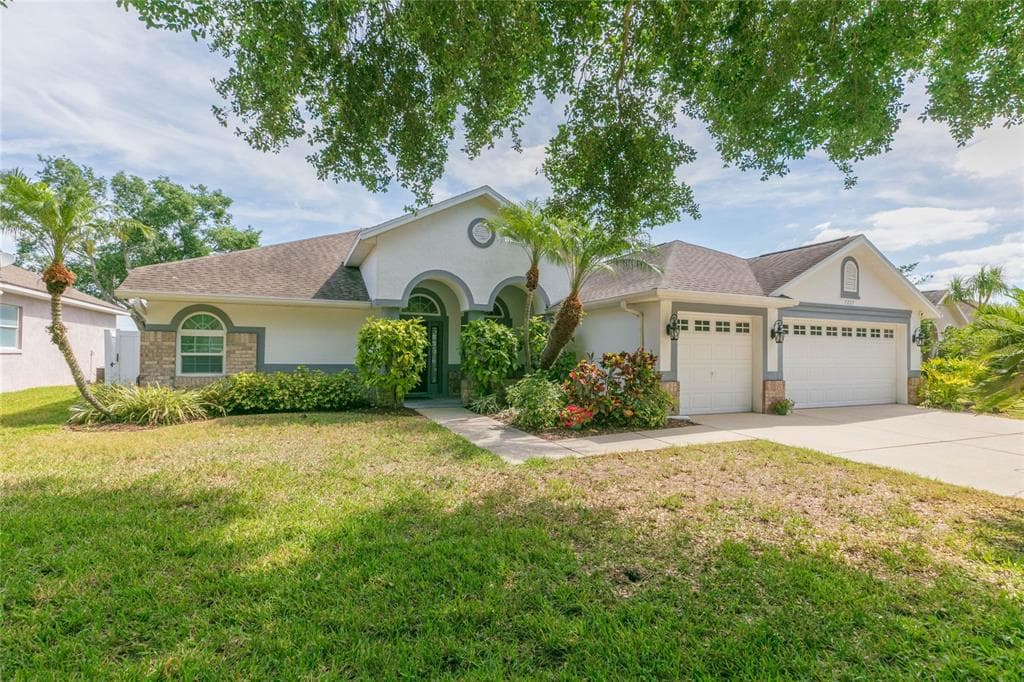 7227 COLONIAL LAKE DRIVE RIVERVIEW, FL 33578