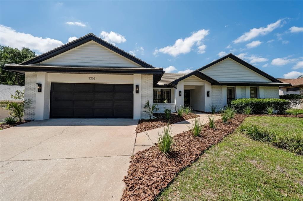 3262 WESTCOTT COURT