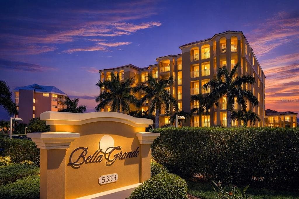 5353 GULF BOULEVARD UNIT A404