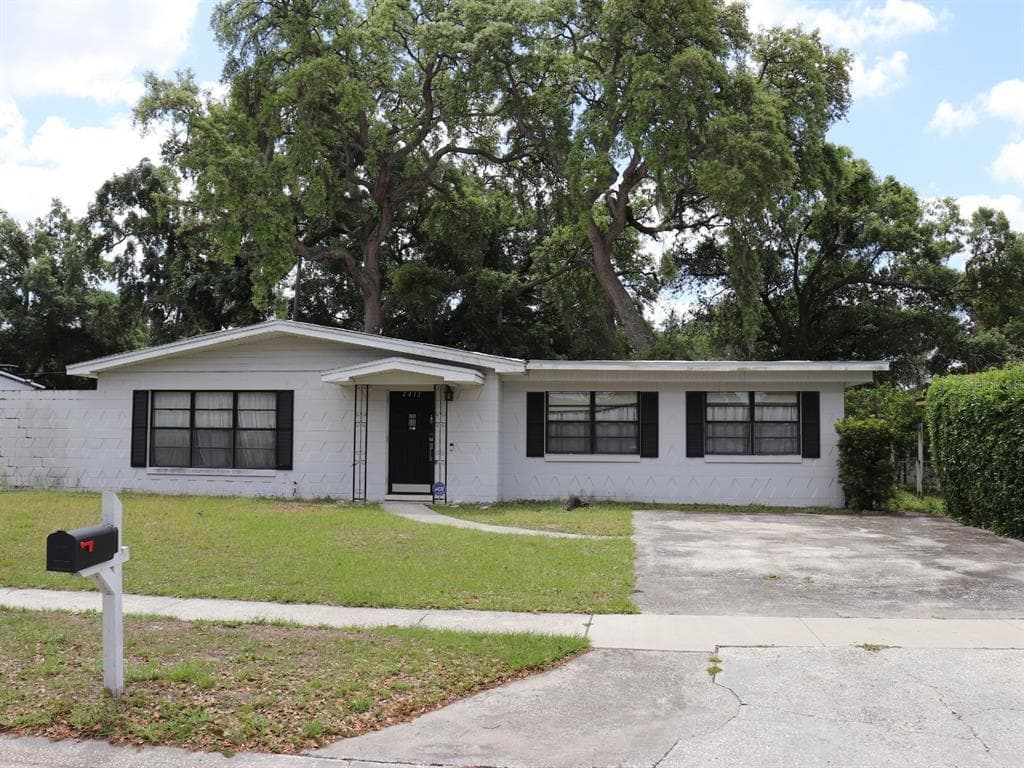4411 BASS STREET TAMPA, FL 33617