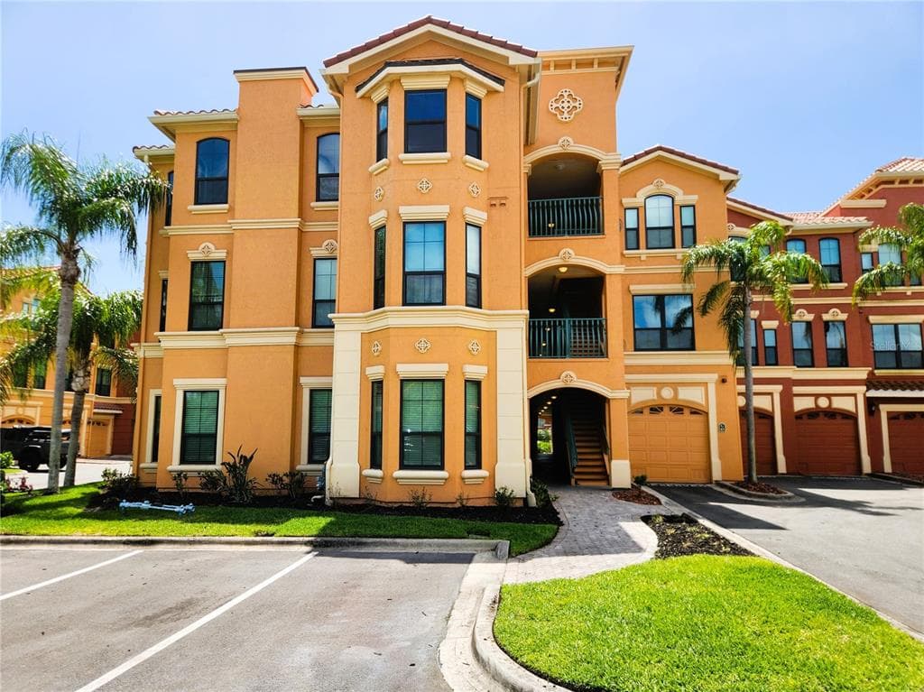 2733 VIA CIPRIANI UNIT 810A