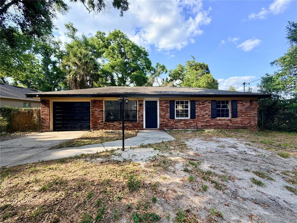 2308 LINK STREET TAMPA, FL 33605