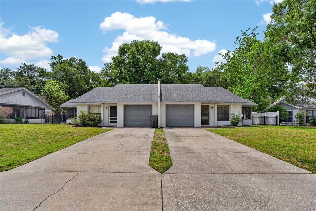 1140 DOSSEYWOOD LANE LAKELAND, FL 33811