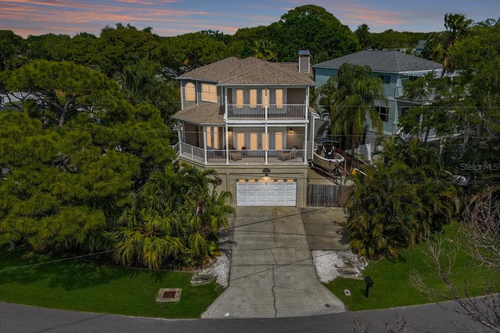 196 SHORE DRIVE PALM HARBOR, FL 34683