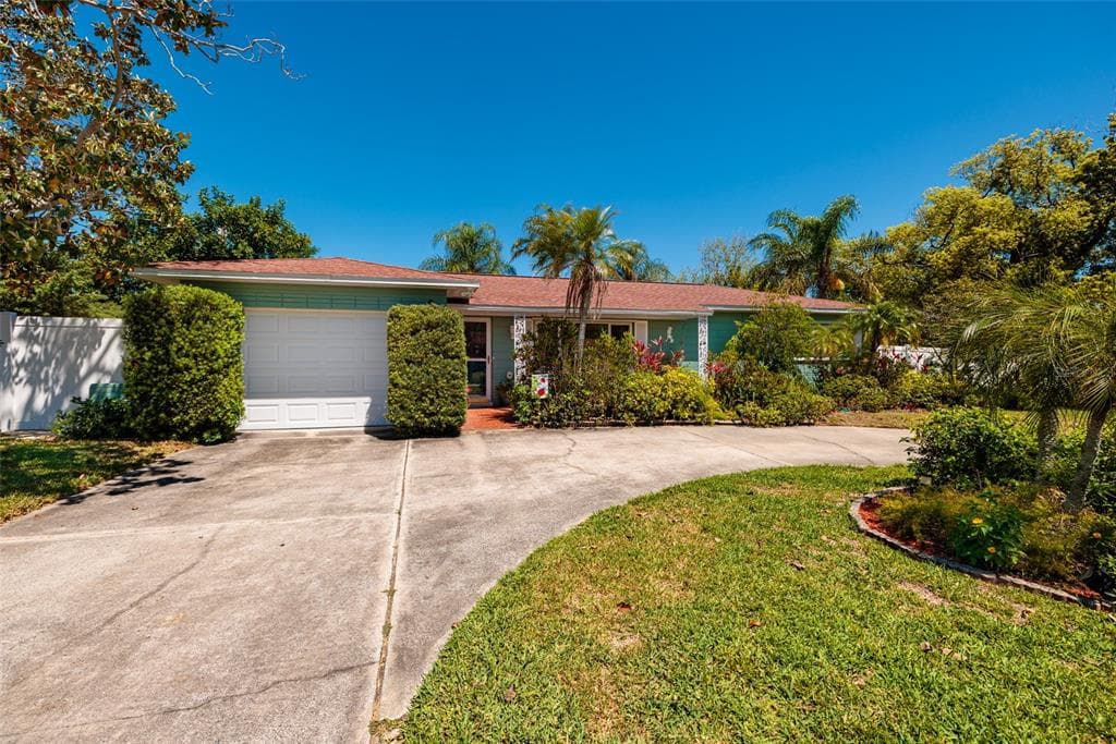 11623 84TH AVENUE SEMINOLE, FL 33772