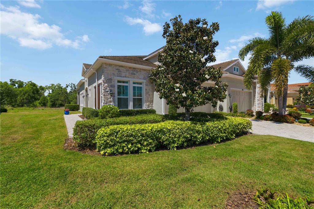 2410 STARWOOD COURT BRADENTON, FL 34211