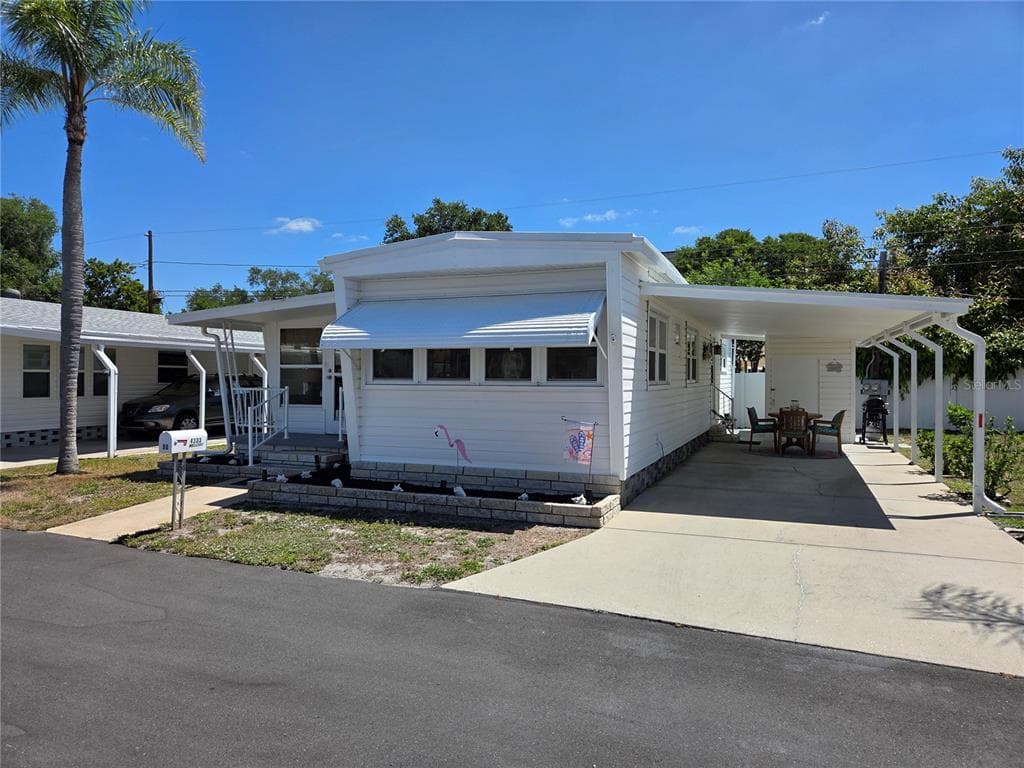4333 72ND STREET N UNIT 80 ST PETERSBURG, FL 33709