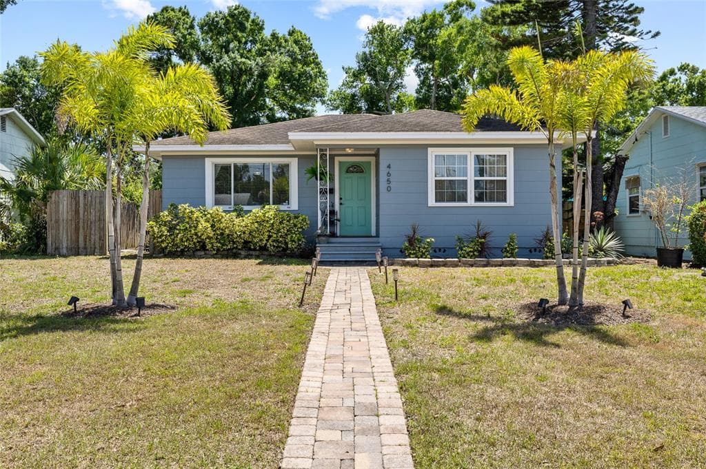 4650 2ND AVENUE S ST PETERSBURG, FL 33711