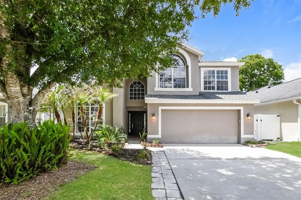 176 HANGING MOSS DRIVE OVIEDO, FL 32765