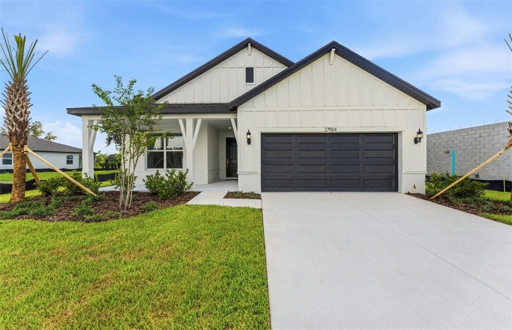 37834 CLINCH CIRCLE ZEPHYRHILLS, FL 33540