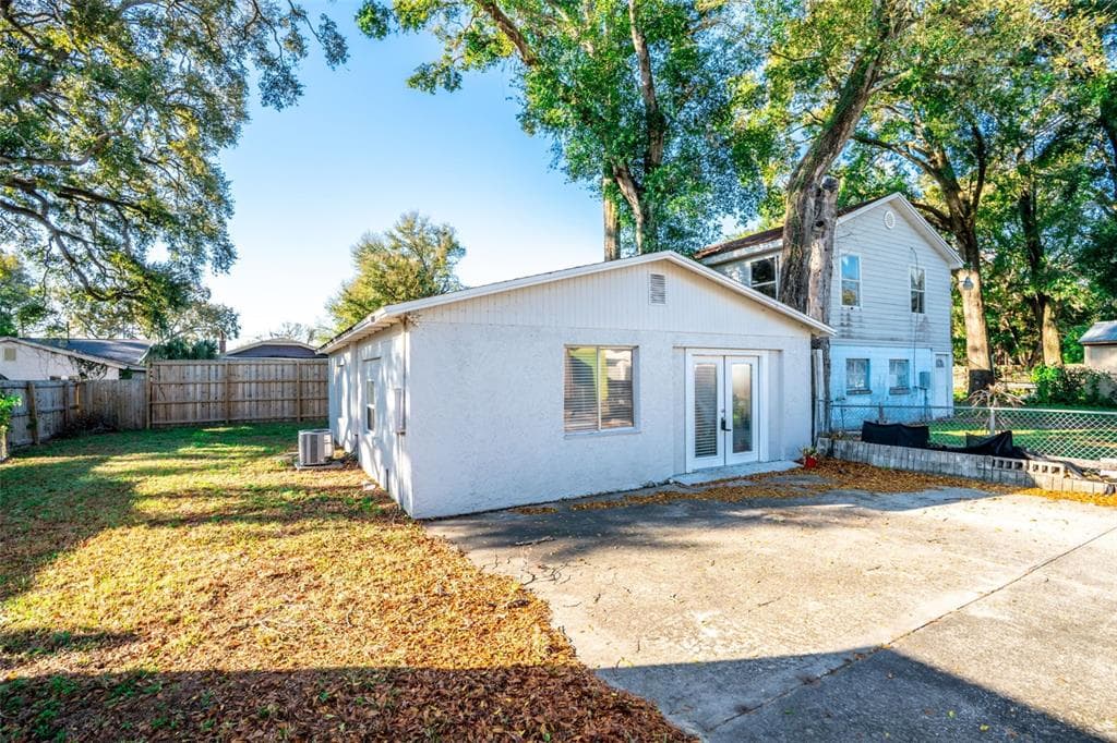 1007 E 32ND AVENUE UNIT 1/2 TAMPA, FL 33603