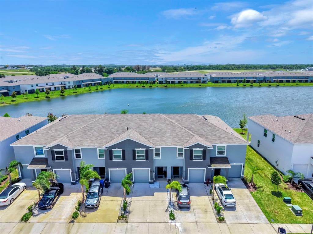263 MANGROVE SHADE CIRCLE APOLLO BEACH, FL 33572