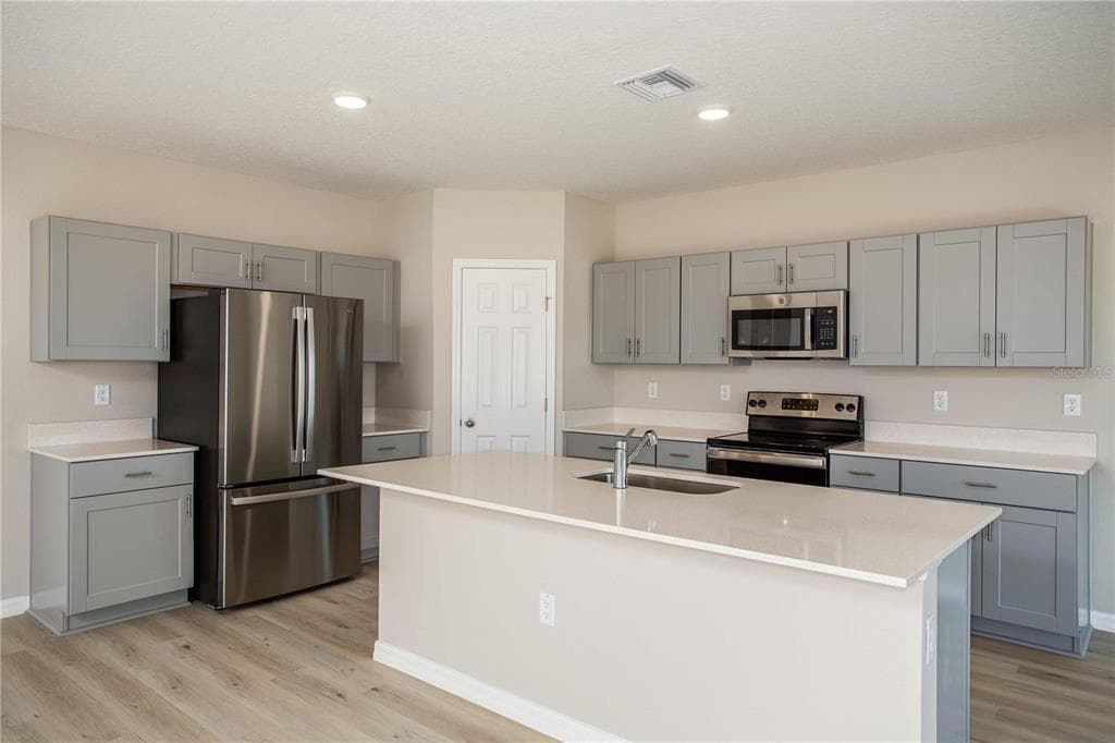 6032 PRAIRIE RUN HAINES CITY, FL 33844