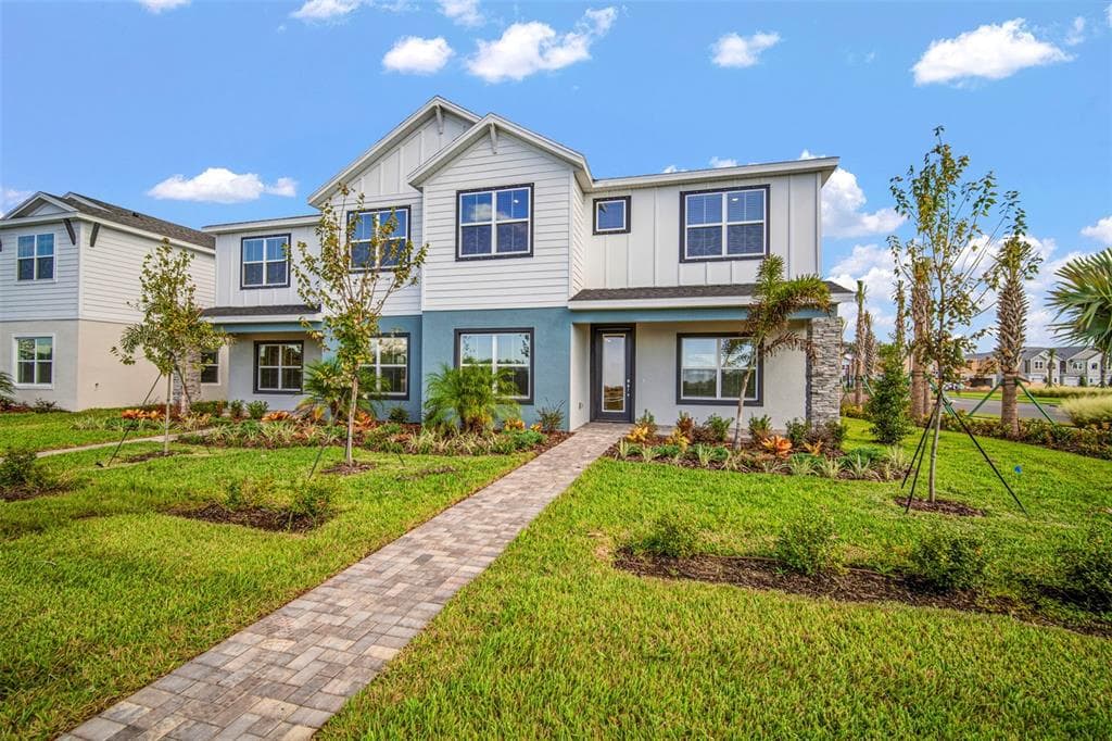 10705 WADING RIVER AVENUE PARRISH, FL 34219