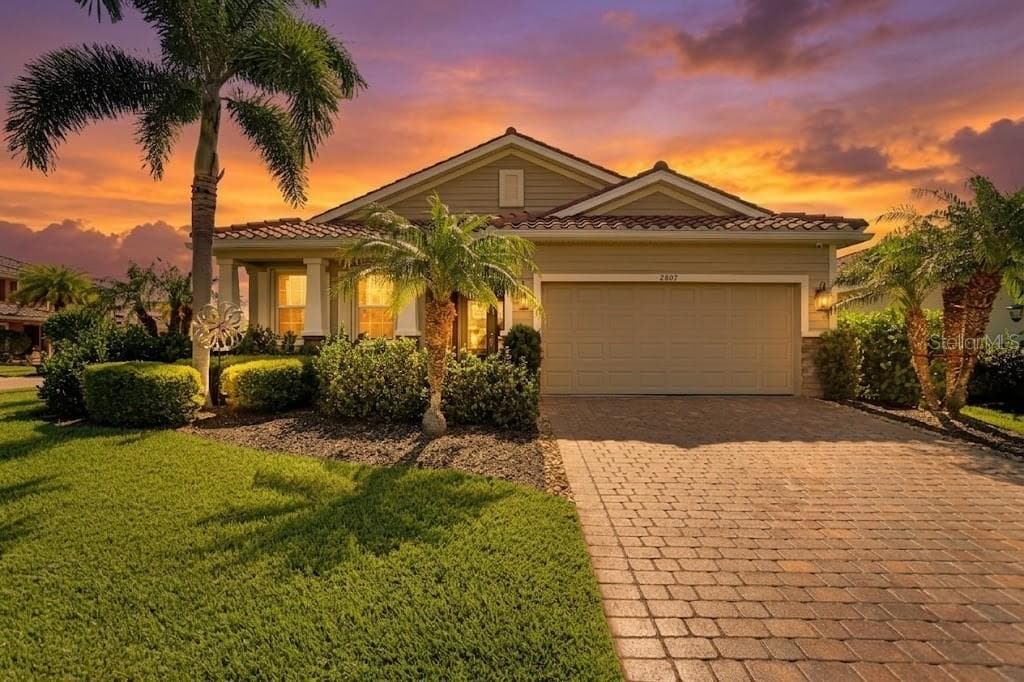 2807 ORIOLE DRIVE